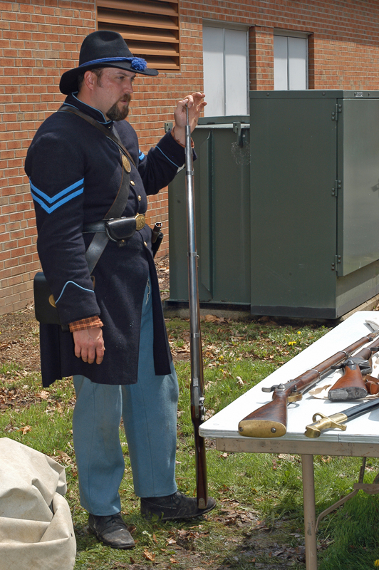 muskets8