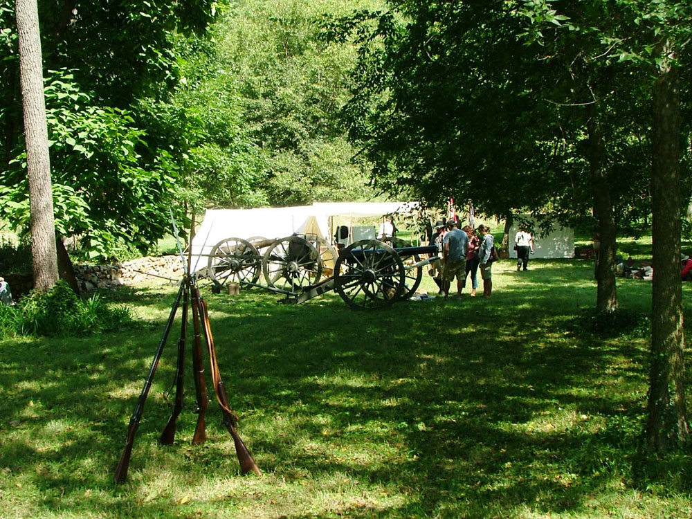 artillery in camp