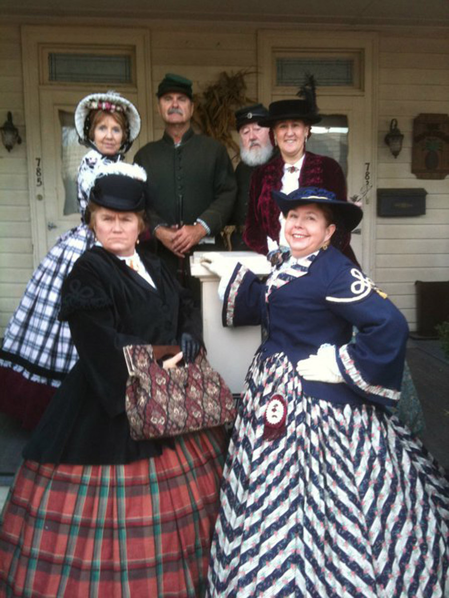 155181_163401057029656_100000792872904_294710_8198580_n